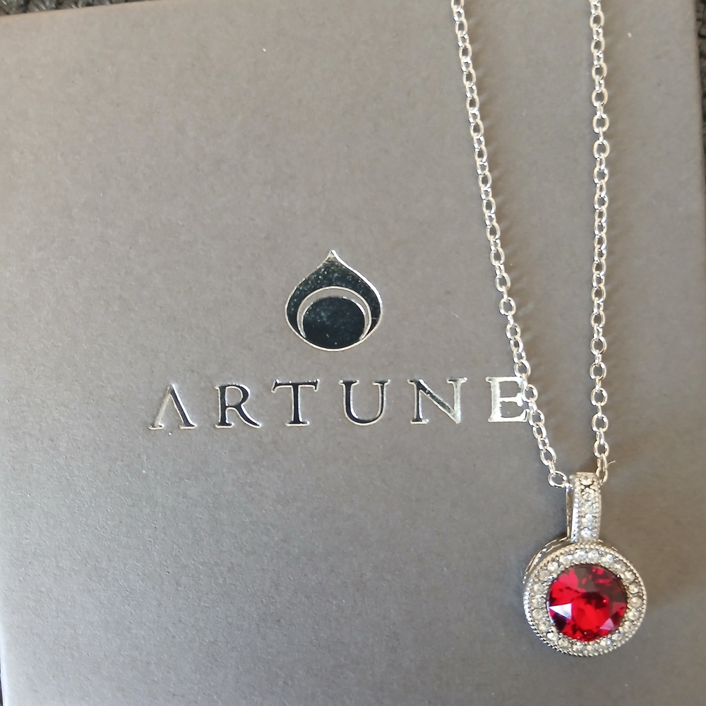 Artune White Gold Rhodium Plated Necklace With A Red Swarovski Crystal Pendant